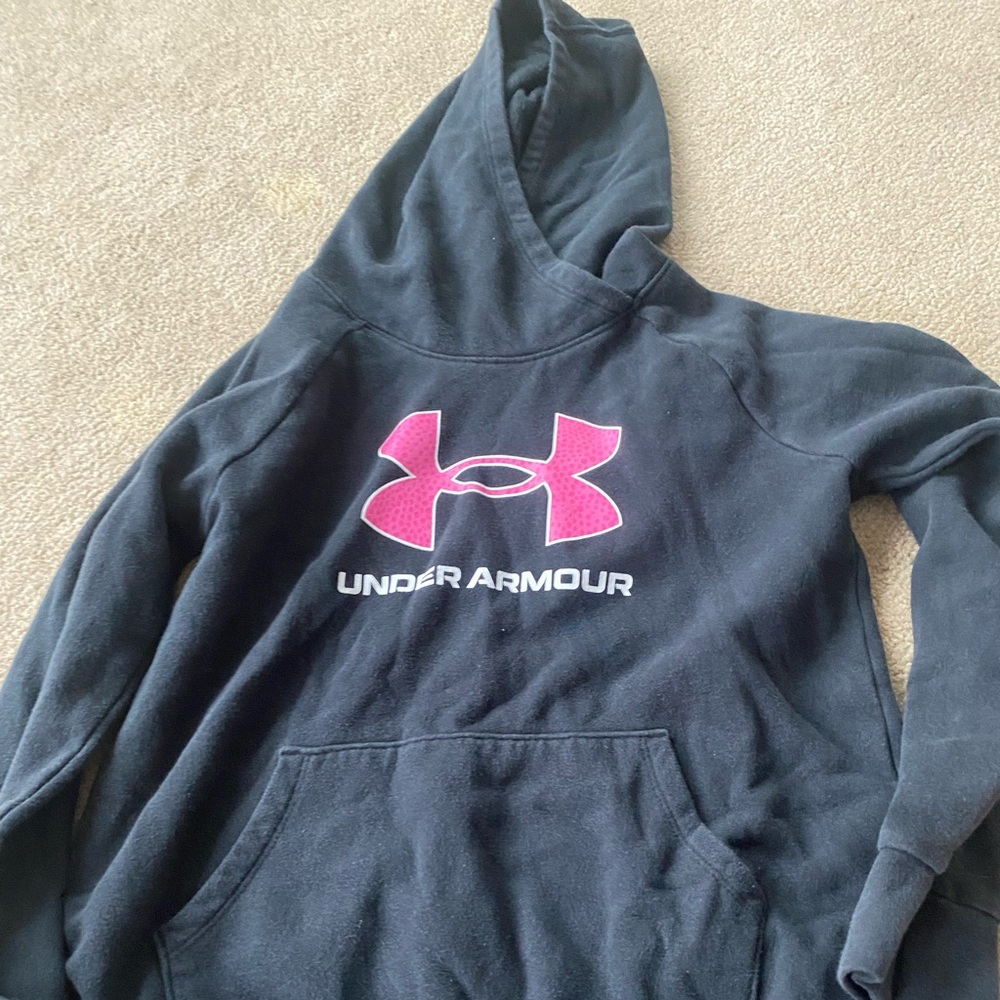 Under Armor sweatshirt (girls)
